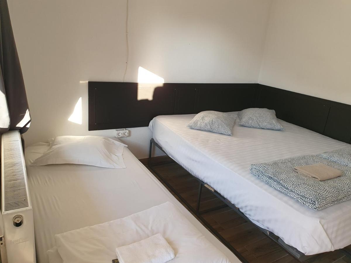 Nord Poshtel Hostel บูคาเรสต์ ภายนอก รูปภาพ